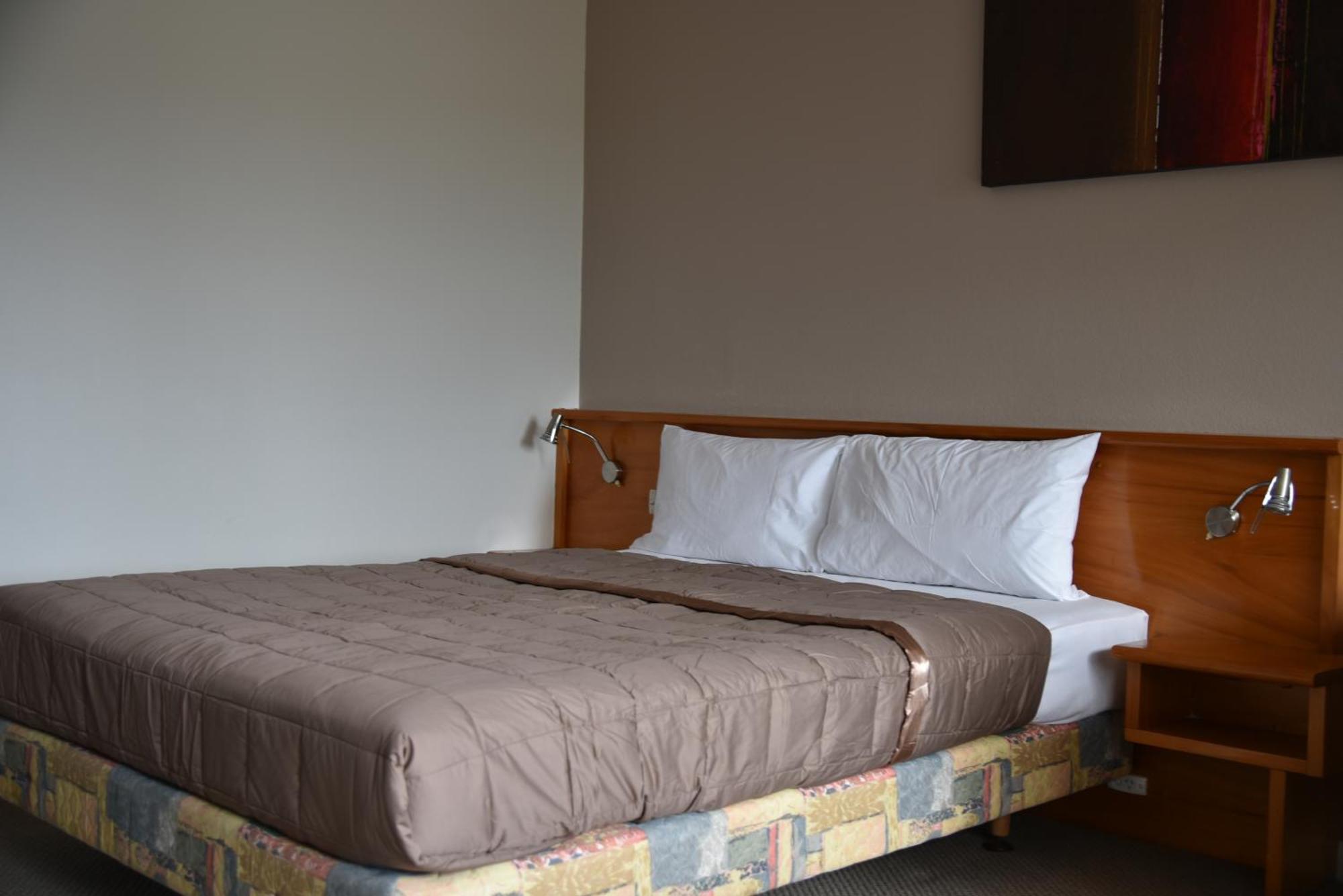 Aotea Lodge Порируа Экстерьер фото