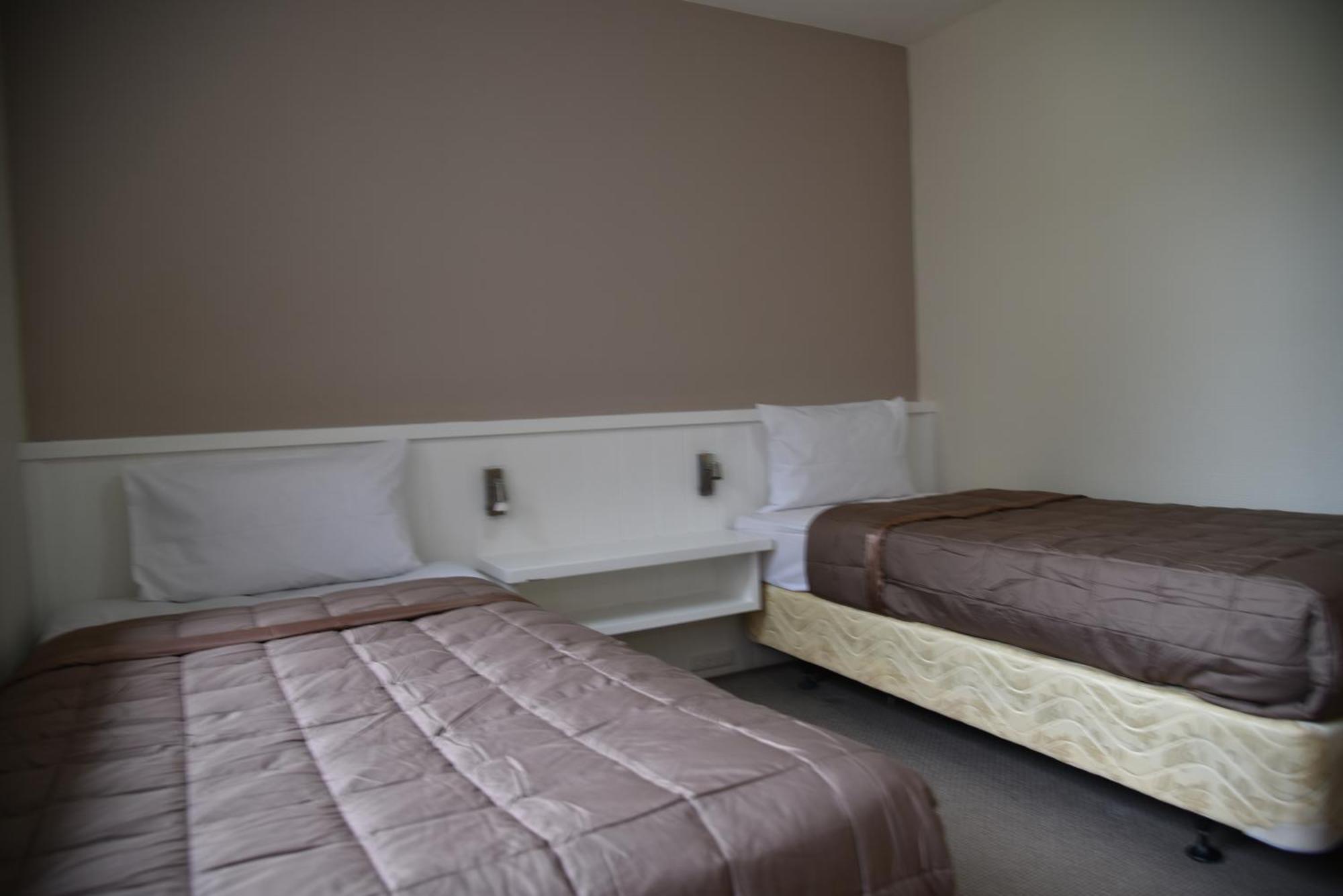 Aotea Lodge Порируа Экстерьер фото