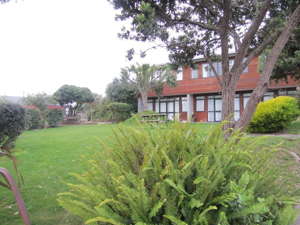 Aotea Lodge Порируа Экстерьер фото